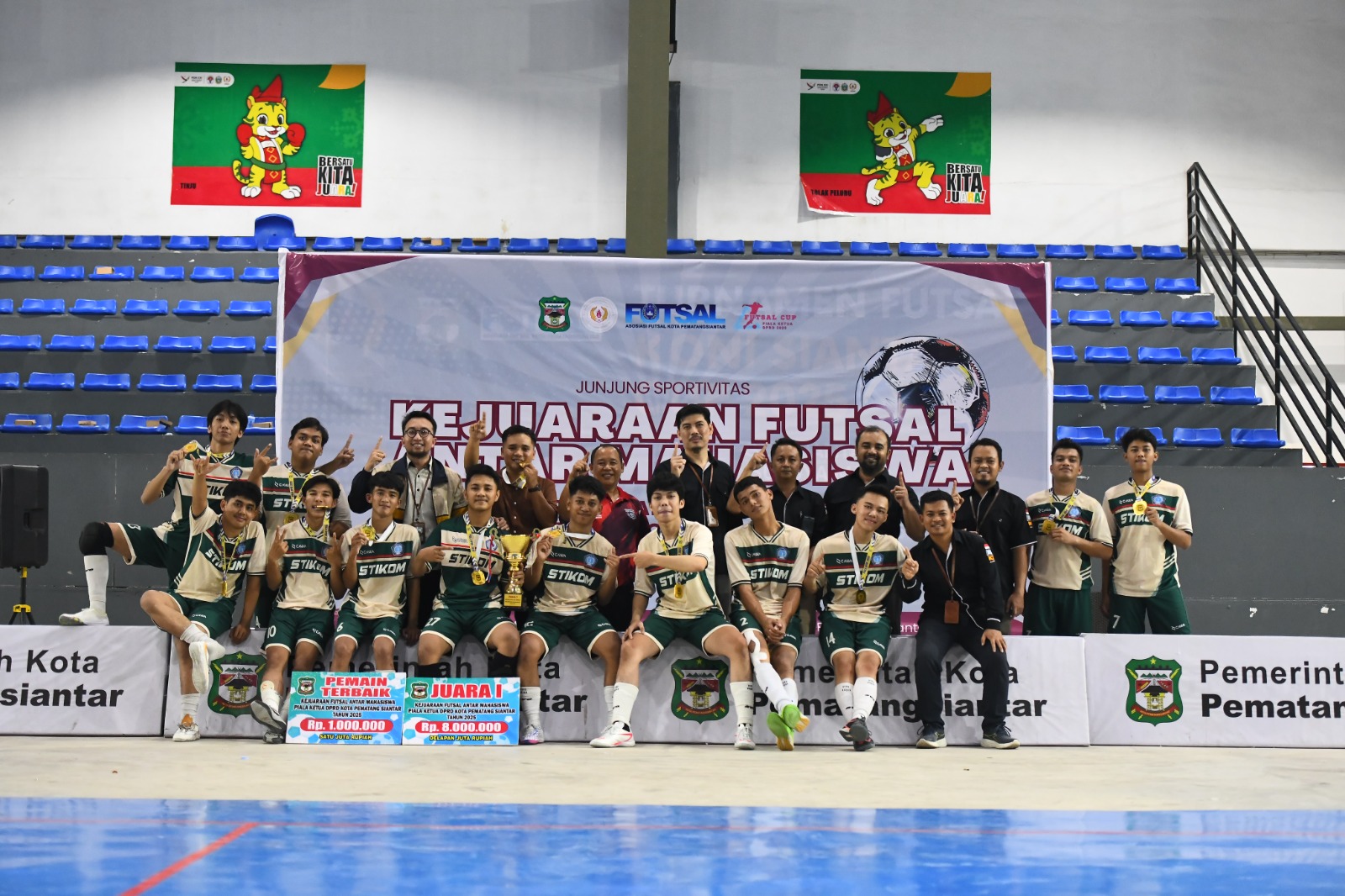 STIKOM Tunas Bangsa Raih Juara Futsal Piala Ketua DPRD Pematangsiantar 2025